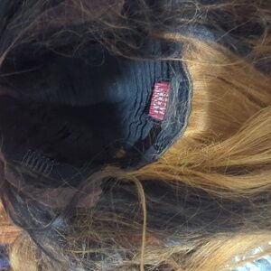 Model model model lace front human hair blend 28-in wig.